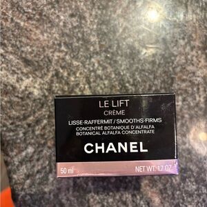Chanel Le Lift Crème - 1.7 oz NIB